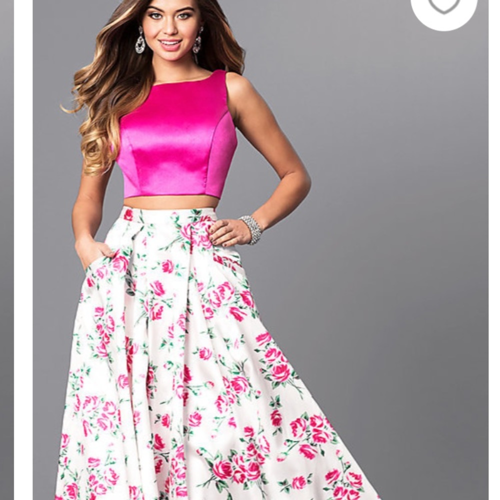 Two Piece Pink and Floral Never Worn Prom Dress !!
